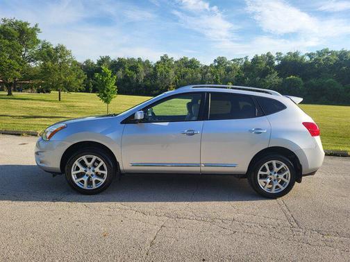 Brilliant Silver 2013 Nissan Rogue SV w/SL Pkg