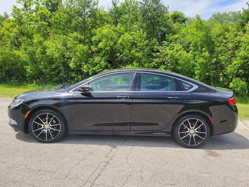Granite Crystal Metallic Clearcoat 2015 Chrysler 200 C