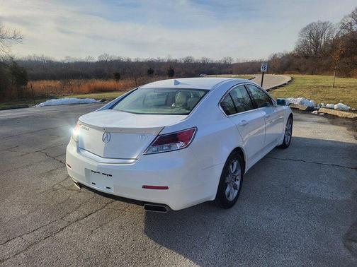 2012 Acura TL Technology