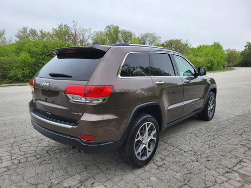 Walnut Brown Metallic Clear Coat 2019 Jeep Grand Cherokee Limited