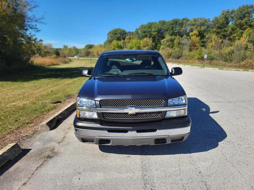 2004 Chevrolet Silverado 1500 LS Extended Cab
