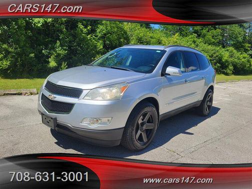 Silver Ice Metallic 2009 Chevrolet Traverse LT