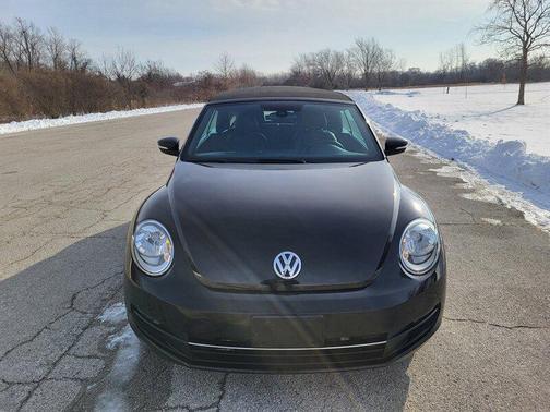 2016 Volkswagen Beetle 1.8T SE