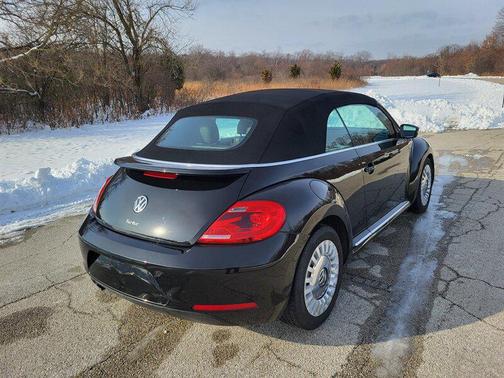 2016 Volkswagen Beetle 1.8T SE