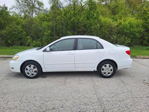 Super White 2007 Toyota Corolla CE