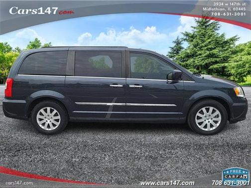 2014 Chrysler Town & Country Touring