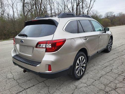 Tungsten Metallic 2016 Subaru Outback 3.6R Limited