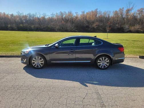 2014 Kia Cadenza Premium