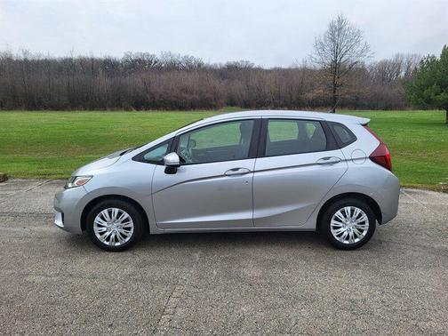 Lunar Silver Metallic 2017 Honda Fit LX