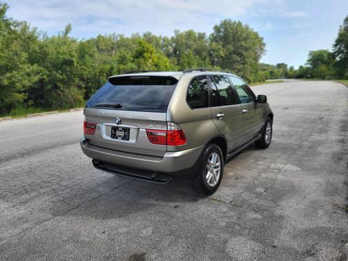 2005 BMW X5 3.0i