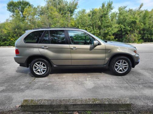 2005 BMW X5 3.0i