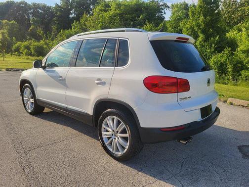 Candy White 2013 Volkswagen Tiguan SE