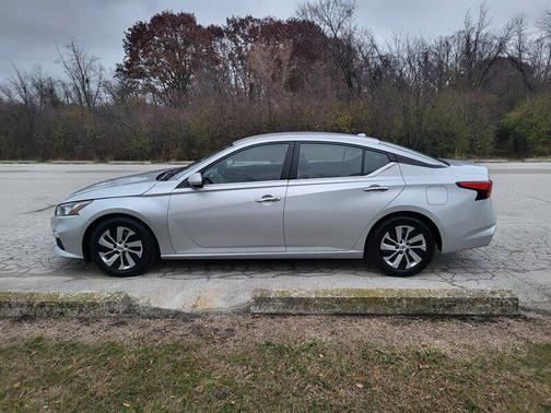 2020 Nissan Altima S FWD