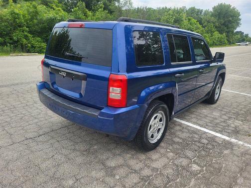 Deep Water Blue Pearlcoat 2009 Jeep Patriot Sport