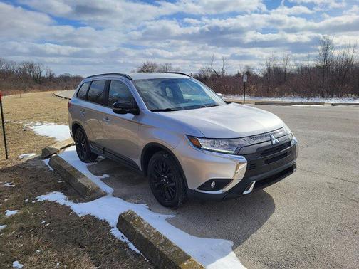 2019 Mitsubishi Outlander LE