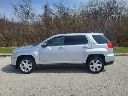 Quicksilver Metallic 2017 GMC Terrain SLE-1