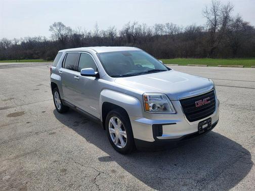 Quicksilver Metallic 2017 GMC Terrain SLE-1
