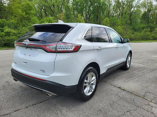 White Platinum Metallic Tri-Coat 2016 Ford Edge SEL