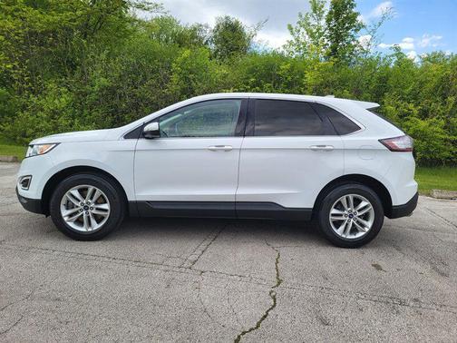White Platinum Metallic Tri-Coat 2016 Ford Edge SEL