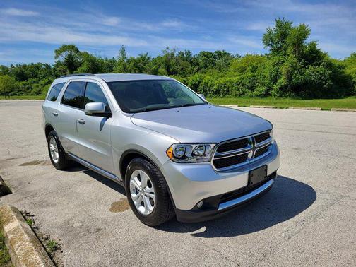 Bright Silver Metallic Clearcoat 2012 Dodge Durango Crew