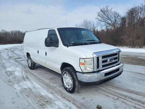 2008 Ford E350 Super Duty Base