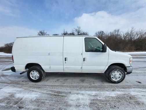 2008 Ford E350 Super Duty Base