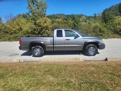 2006 Dodge Dakota ST Club Cab
