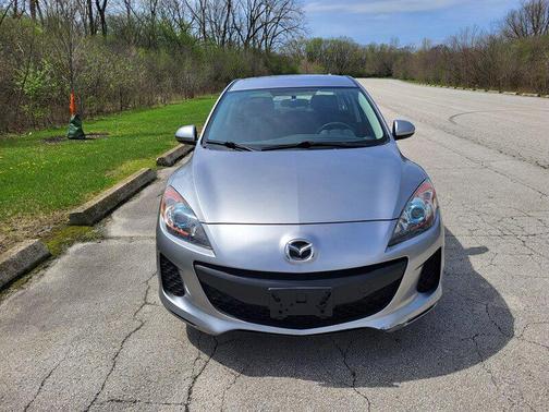 Liquid Silver Metallic 2013 Mazda Mazda3 i Sport