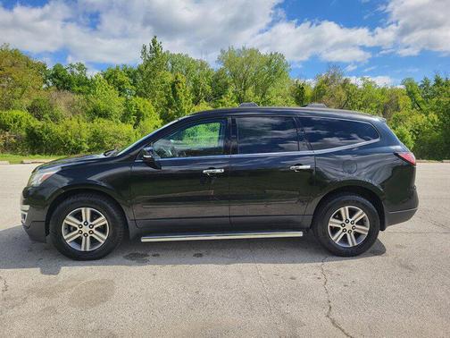 Black Granite Metallic 2015 Chevrolet Traverse 2LT