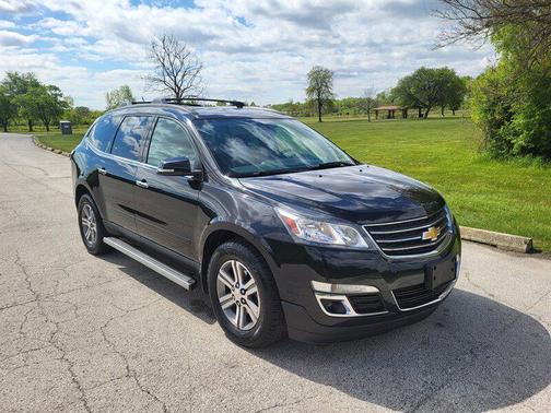 Black Granite Metallic 2015 Chevrolet Traverse 2LT