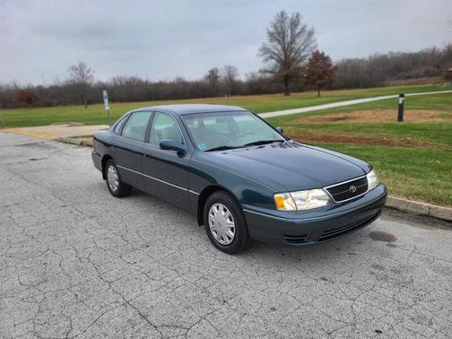 1999 Toyota Avalon XL