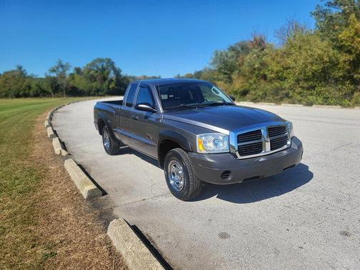 2006 Dodge Dakota ST Club Cab