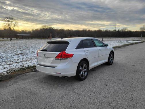 2010 Toyota Venza Base