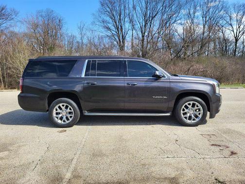 Light Steel Gray Metallic 2015 GMC Yukon SLT