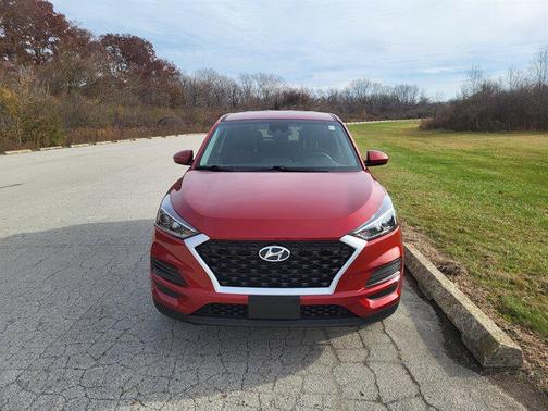 2021 Hyundai TUCSON SE