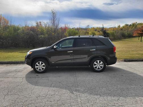 2011 Kia Sorento LX