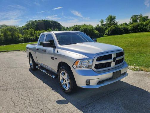 Bright Silver Metallic Clearcoat 2016 RAM 1500 Tradesman/Express