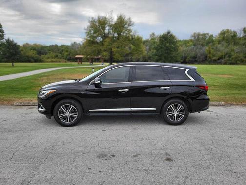 2018 INFINITI QX60 Base