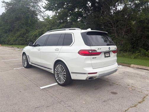Alpine White 2020 BMW X7 xDrive40i