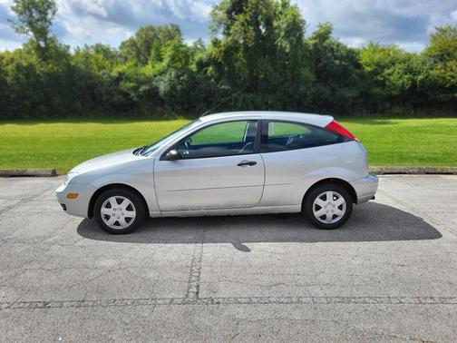 2005 Ford Focus ZX3