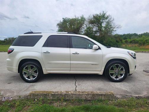 White Diamond Tricoat 2015 GMC Acadia Denali