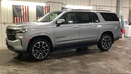 2023 Chevrolet Suburban RST