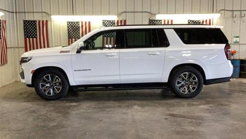 2023 Chevrolet Suburban 4WD Z71