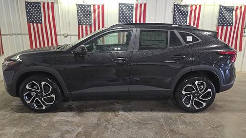Mosaic Black Metallic 2026 Chevrolet Trax FWD 2RS