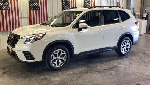 2023 Subaru Forester Premium