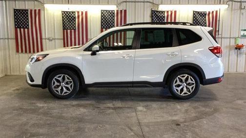 2023 Subaru Forester Premium