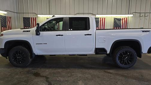2026 Chevrolet Silverado 3500 LT