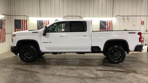 2025 Chevrolet Silverado 3500 LT