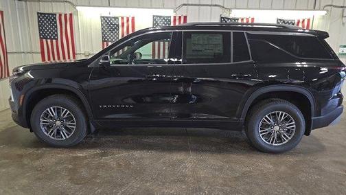 Mosaic Black Metallic 2026 Chevrolet Traverse LT