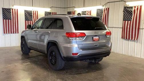 Billet Silver Metallic Clearcoat 2018 Jeep Grand Cherokee Laredo E